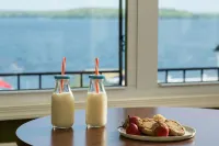 Silver Birches Resort - breakfast
