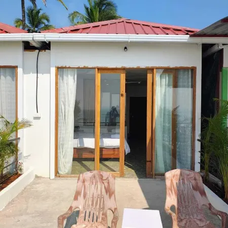 Vivaans Beach Resort