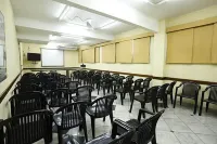 Hotel Malibu - ที่มีที่จอดรถ