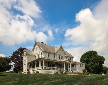 The Jacqueline House of Wilmington Отели рядом с достопримечательностью «TwentySix Bar and Grill»