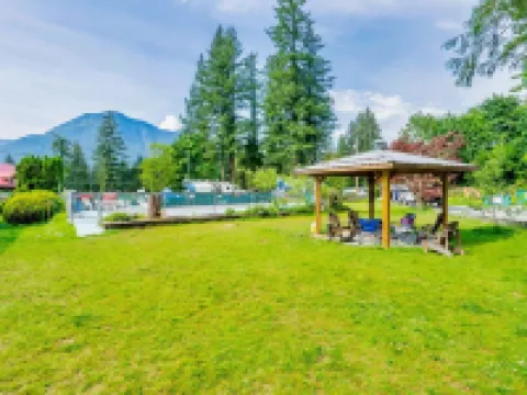 ホリデイ モーテル & RV リゾート ホープのホテル