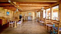 Auberge Papillon Lune Hotels in Le Val-Saint-Francois Regional County Municipality