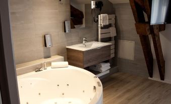 Logis Auberge des Voyageurs