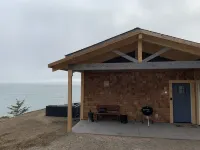 Lookout at Crook Point Hotels in Curry County