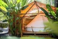 Seren Glamping Hôtels à : Uvita