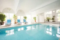 The Manor Hotel - piscina
