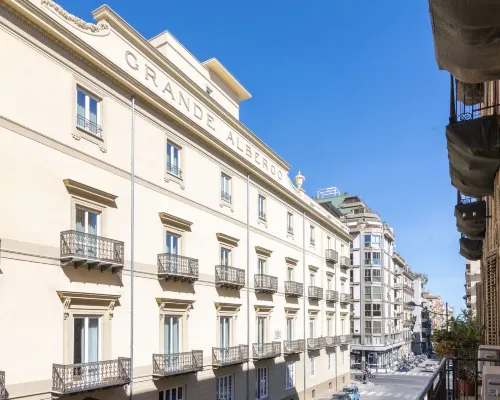 Hotiday Room Collection - Palermo Politeama Hotels near Borgo Vecchio