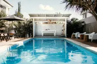 Yeppoon Surfside Motel Hotels in Cooee Bay