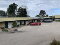 Orbost Country Man Motor Inn - Parkplatz