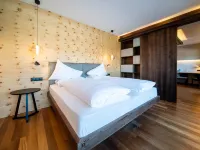 Hotel Rudolf Hotels in Brunico