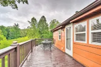 Charming Jamestown Cabin w/ Large Backyard! - Wifi
