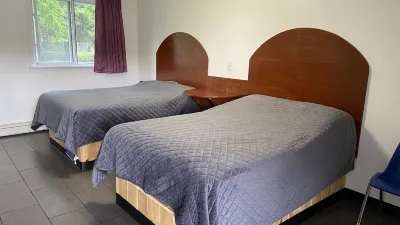 Hudson Valley 9w Motel Отели в г. Согертис