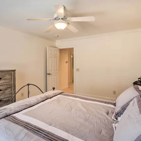 Upscale Home w/ Poker Room < 1 Mi to Golf!