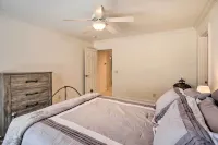 Upscale Home w/ Poker Room < 1 Mi to Golf!