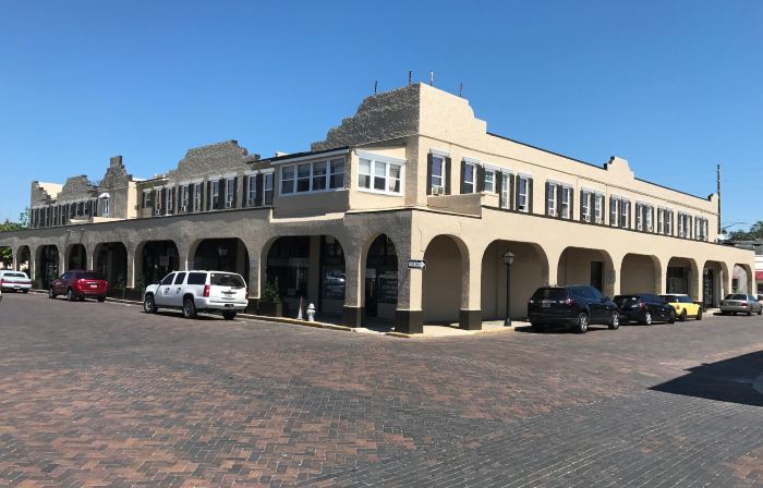 Hunter Arms Hotel