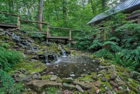 A Kentucky Cabin - Cozy Secluded Cabin One Mile From Mammoth Cave National Park