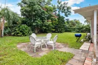 Sarasota Great Location and Best Price!