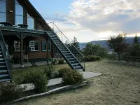 Jade Mountain Motel Hotels in Chase