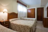 Hotel Riviera - 2-Star