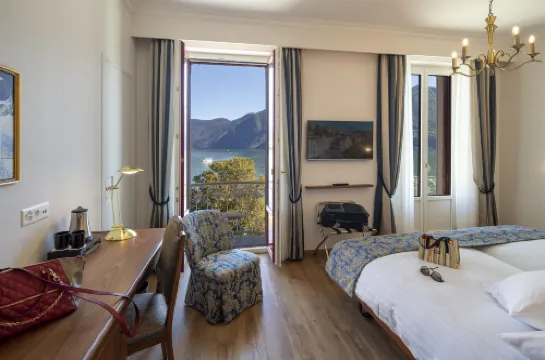 인터내셔널 오 락 히스토릭 레이크사이드 호텔