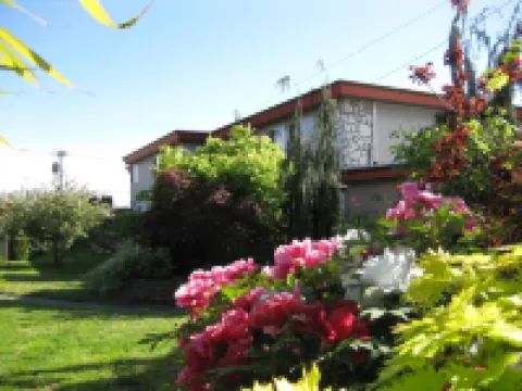Acorn Motor Inn Hotels in Oak Harbor