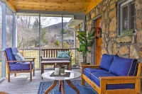 'The Rock Cottage' in Hot Springs: Screened Porch! - parking