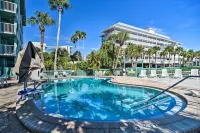 Coastal Clearwater Condo Half Mile to Beach! - vue mer