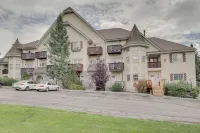 Luxe Midway Condo w/ Golf Course & Mountain Views! -  Apartamentos vacacionales
