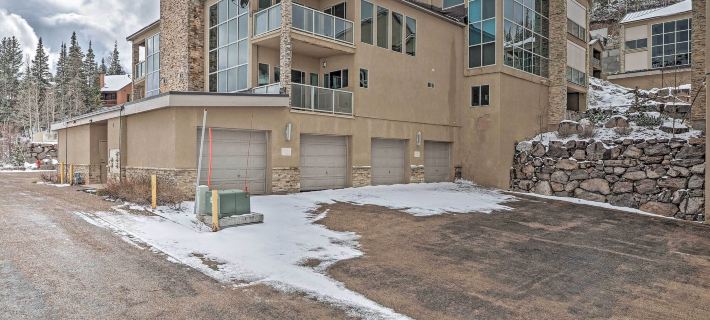 Luxe Brian Head Escape w/ Hot Tub & Mtn Views Hotels in Iron County