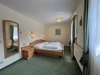 Ferienwohnung Christoph Các khách sạn ở 
