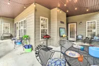 Branson West Villa w/ Golf Course View & Pool! - 3-Star
