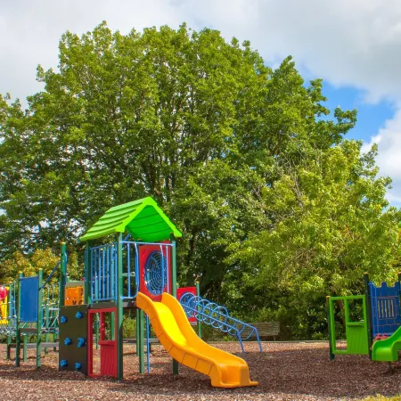 Lakes and Craters Holiday Park