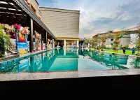 Hotel Pahadi - ที่มีสระว่ายน้ำ
