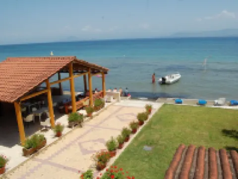 Seafront Apartments Hotels in Kávos