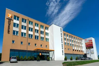 Hotel Campanile Berlin Brandenburg Airport Hotels in Schonefeld