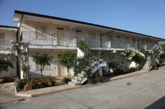 Medimare Residence Club Hotels near Grotte Beach Sicilia