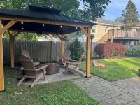 Half mile to beach, Family & Pet Friendly, Newly Renovated Full House Hotels in Middletown