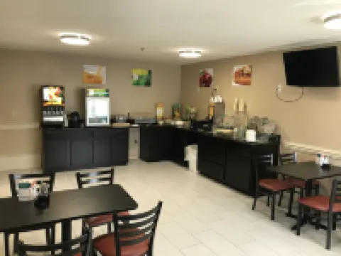 Quality Inn & Suites Maggie Valley - Cherokee Area Hotels in Maggie Valley