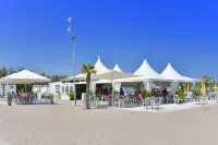 Isamar Holiday Village - Beach
