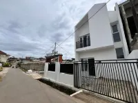 Homie Two Bedroom House at Ciwaruga Villa Parongpong Near Lembang Hotels near The Peak Park