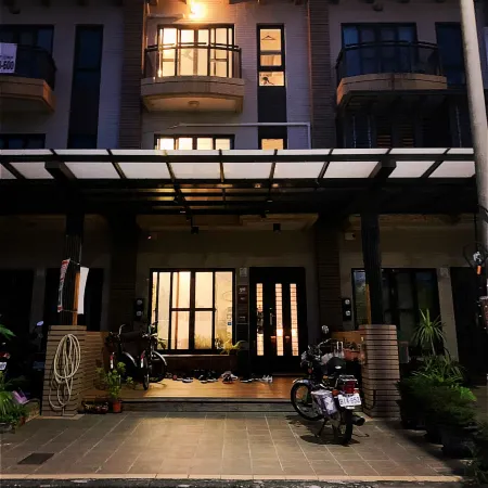 Wave Backpackers - Hostel