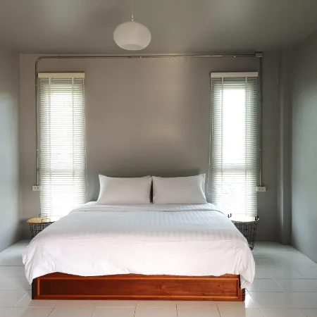 Siri Guesthouse @ Surat Thani