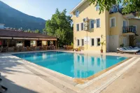 Gunes Hotel & Apartments