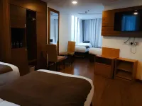 Nour Althuria Hotel - Elaf Almaqam Hotel di 