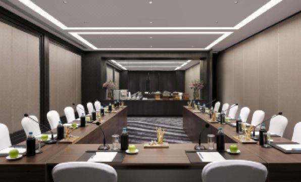 Novotel Chennai Chamiers Road