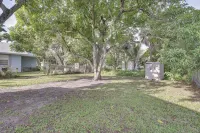 Walk to Flagler Beach: Sunny Retreat Near Casinos