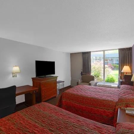 Masters Inn Selma Smithfield I-95 by OYO