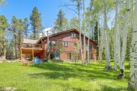 Home w/ Hot Tub: 5 Mi to Angel Fire Bike Park - Pet friendly