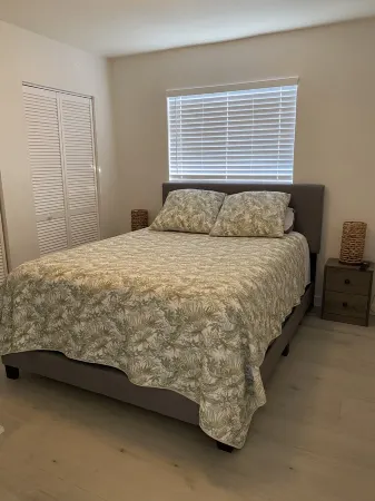 Key Colony Beach Newly Remodeled! Отели в г. Key Colony Beach