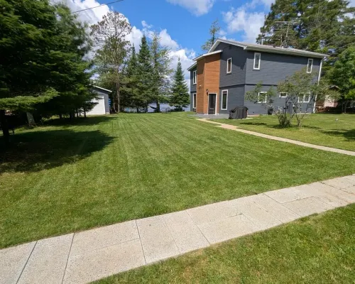 Cozy 4-Bedroom Lake House with Private Boat Dock on the Chain of Lakes! Hotels in Washington